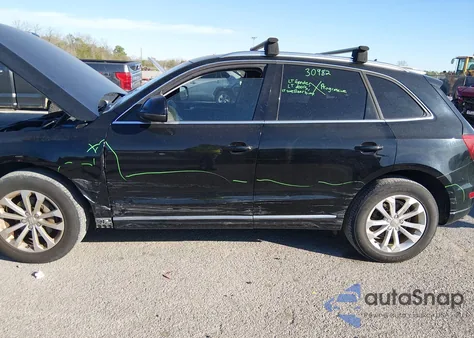 2014 Audi Q5 2.0T Premium z USA, uszkodzony, nr VIN WA1LFAFPXEA100009